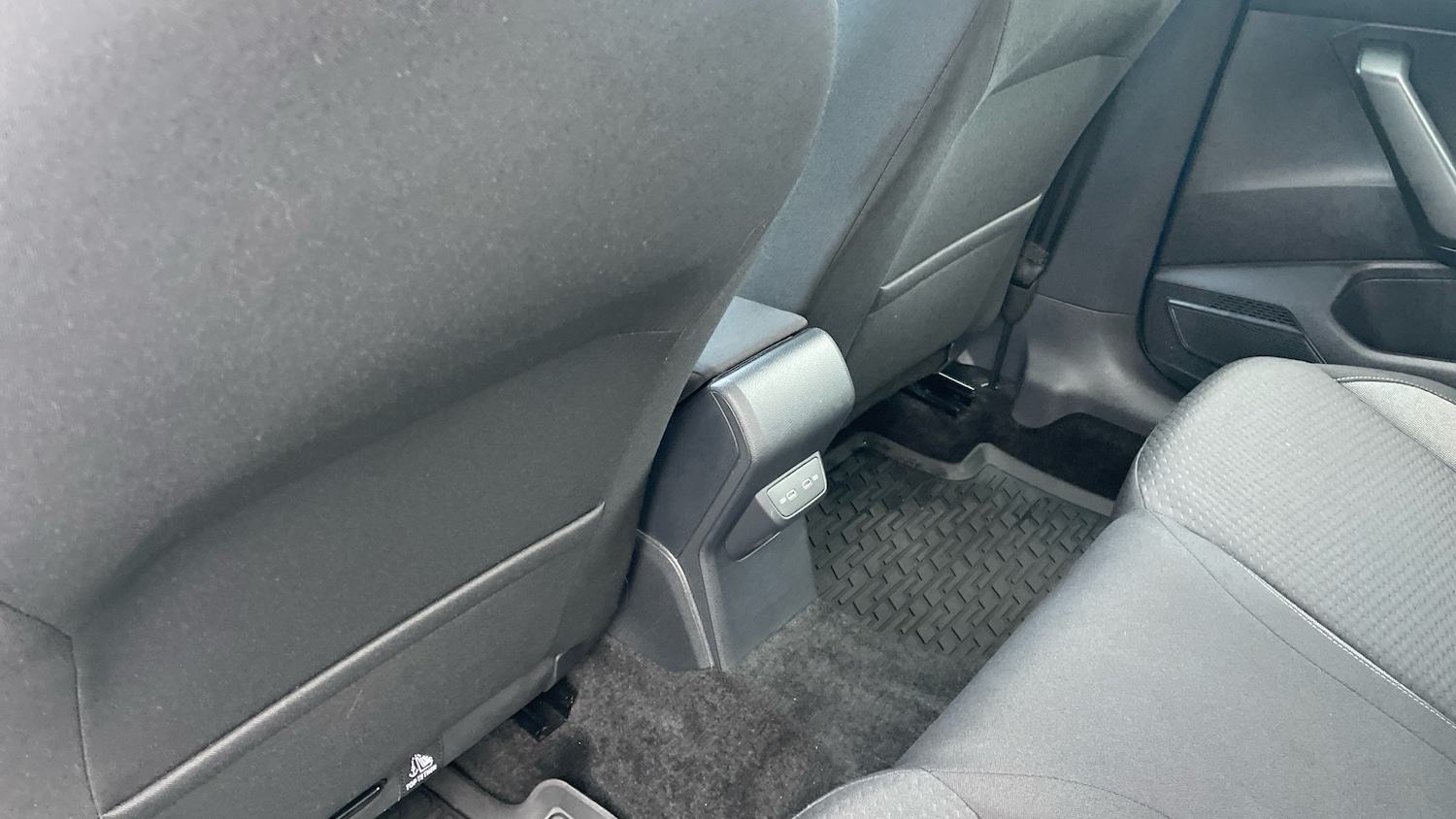 Used Volkswagen Polo 2024 for sale - 77950280: Photo 29