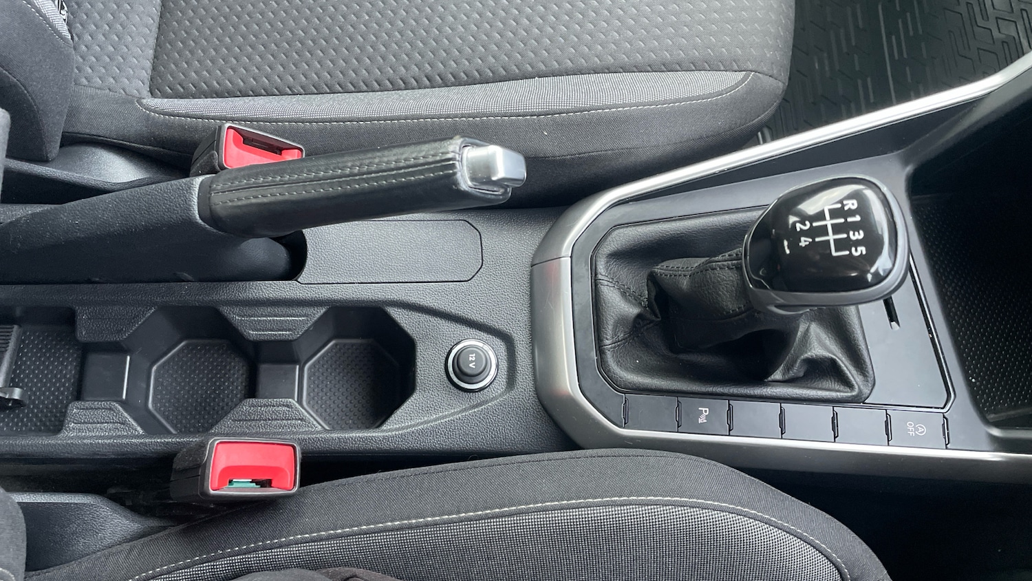 Used Volkswagen Polo 2024 for sale - 77950280: Photo 38