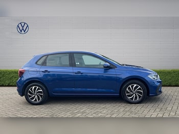 Used Volkswagen Polo 2024 for sale - 77950280: Photo
