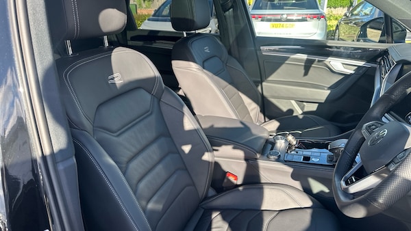 Used Volkswagen Touareg 2025 for sale - 76076264: Photo 15