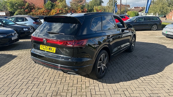 Used Volkswagen Touareg 2025 for sale - 76076264: Photo 28