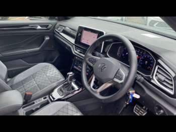 Used Volkswagen T-Roc 2023 for sale - 75315182: Photo
