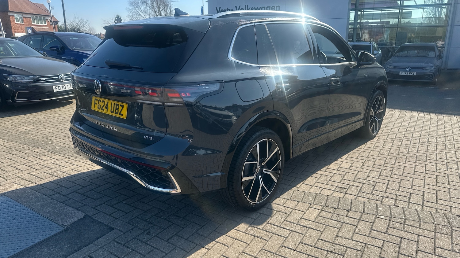 Used Volkswagen Tiguan 2024 for sale - 77847624: Photo 33