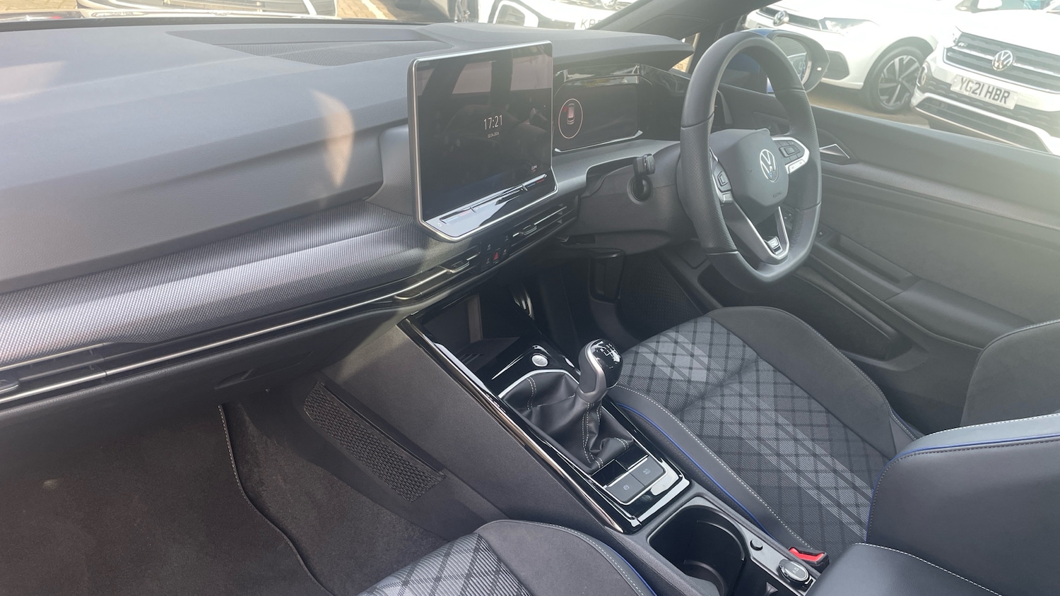 Used Volkswagen Golf 2025 for sale - 78131348: Photo 2