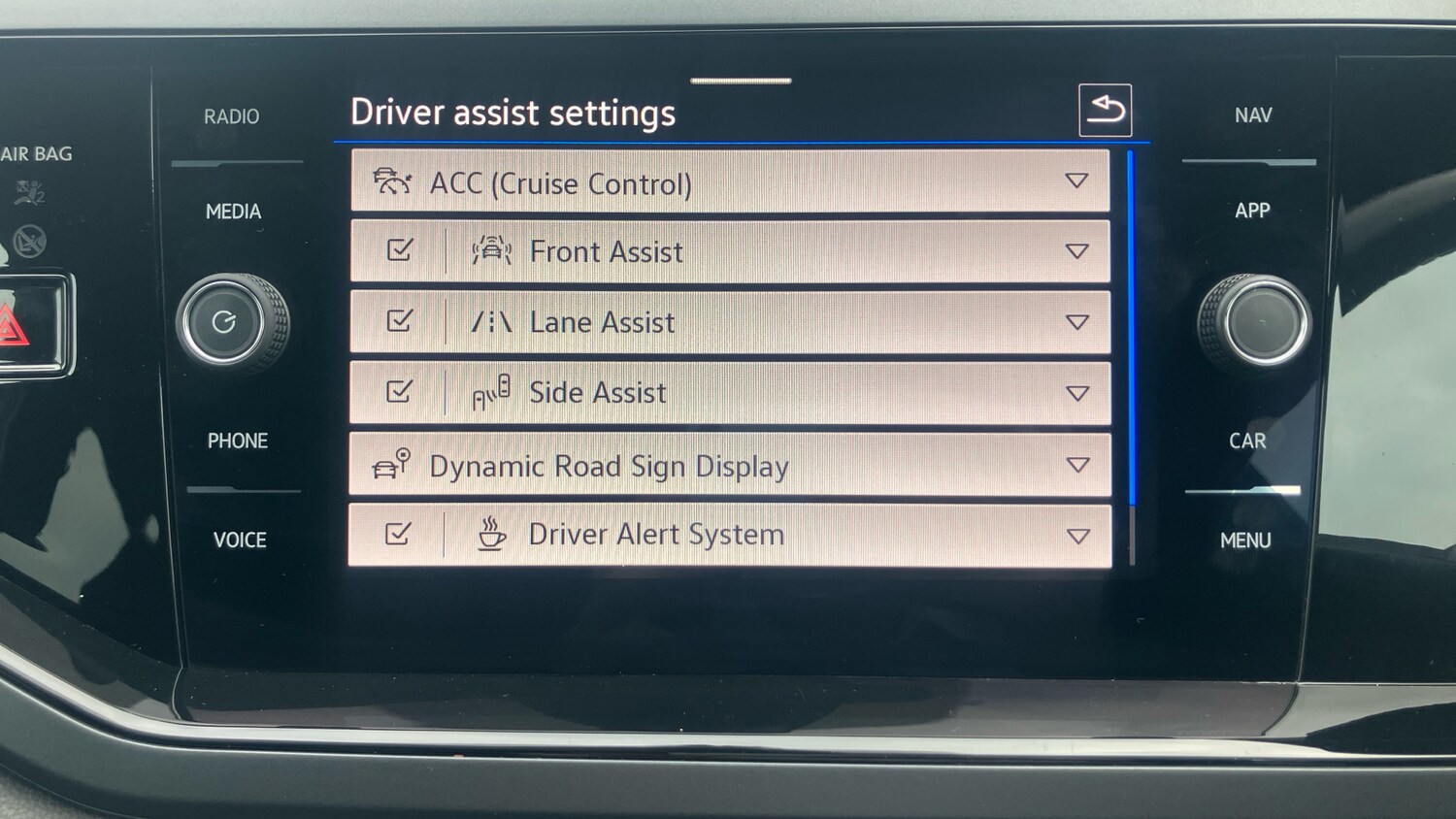 Used Volkswagen Taigo 2023 for sale - 76311325: Photo 38