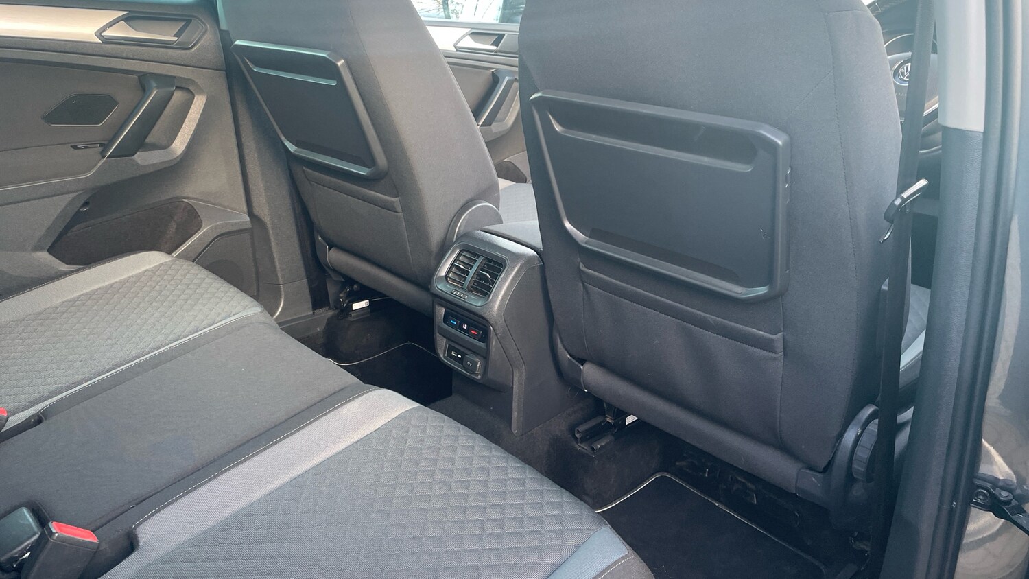 Used Volkswagen Tiguan 2019 for sale - 76918767: Photo 38