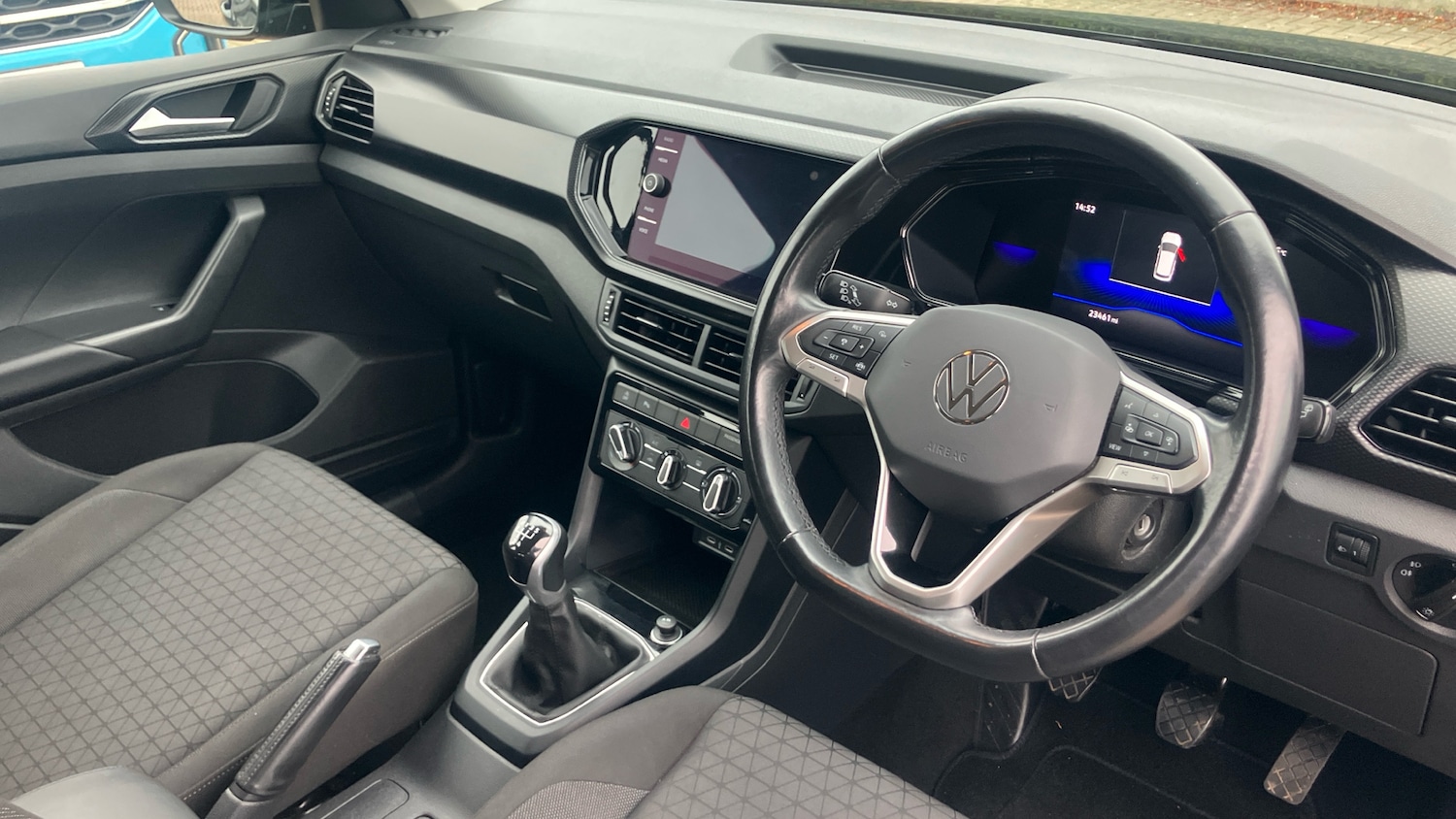 Used Volkswagen T-Cross 2023 for sale - 77746544: Photo 6