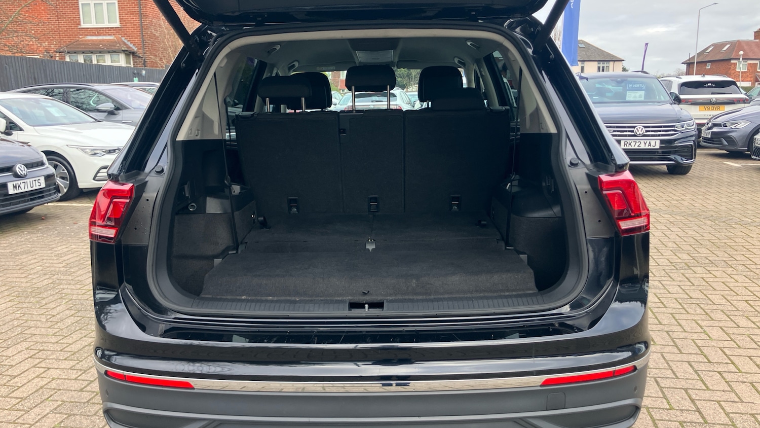 Used Volkswagen Tiguan Allspace 2024 for sale - 77746533: Photo 20