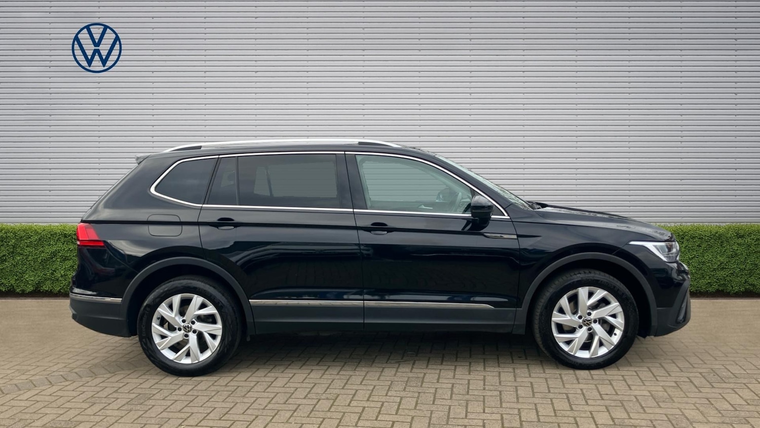 Used Volkswagen Tiguan Allspace 2024 for sale - 77746533: Photo 4