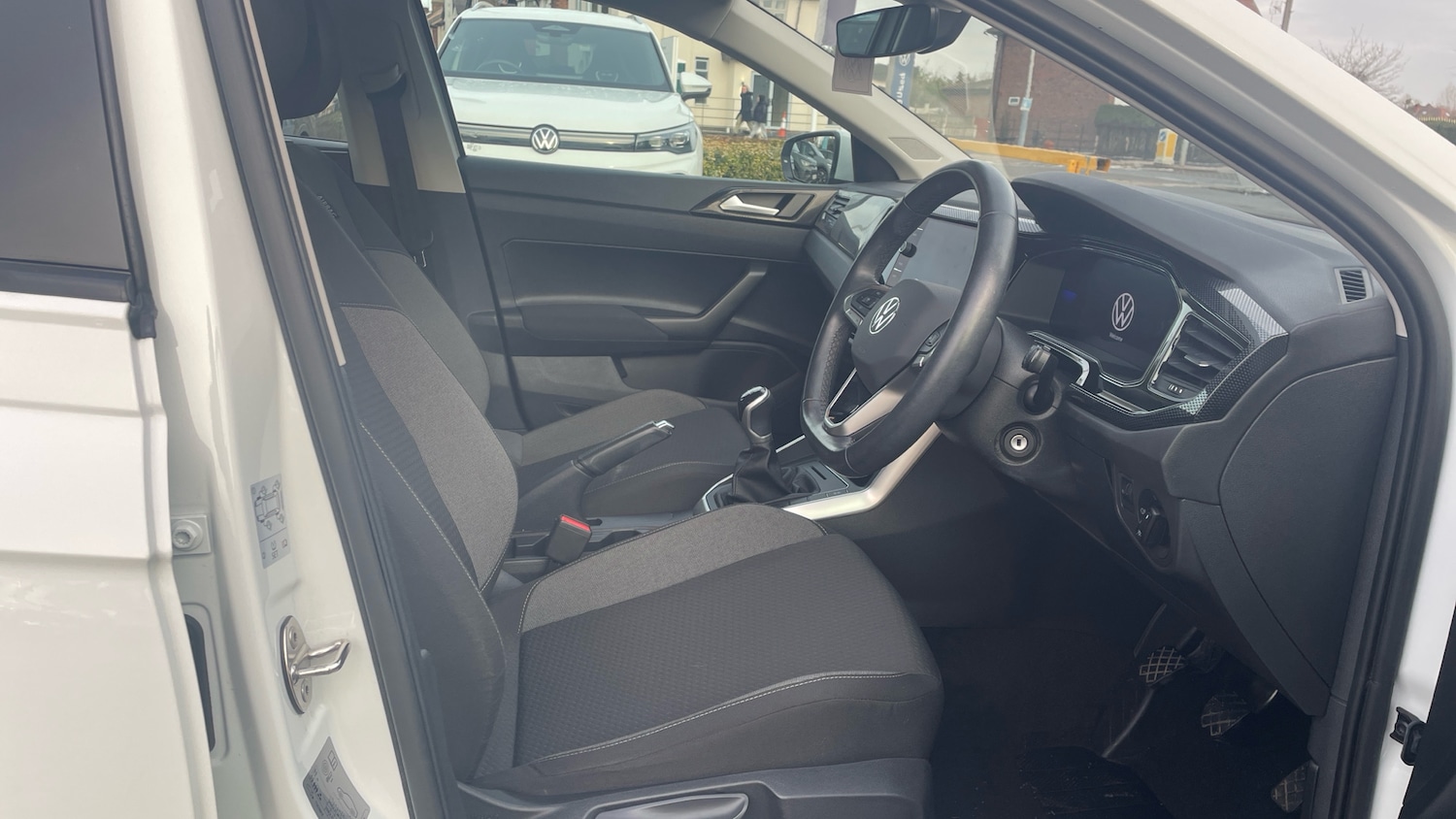 Used Volkswagen Polo 2024 for sale - 77592680: Photo 15