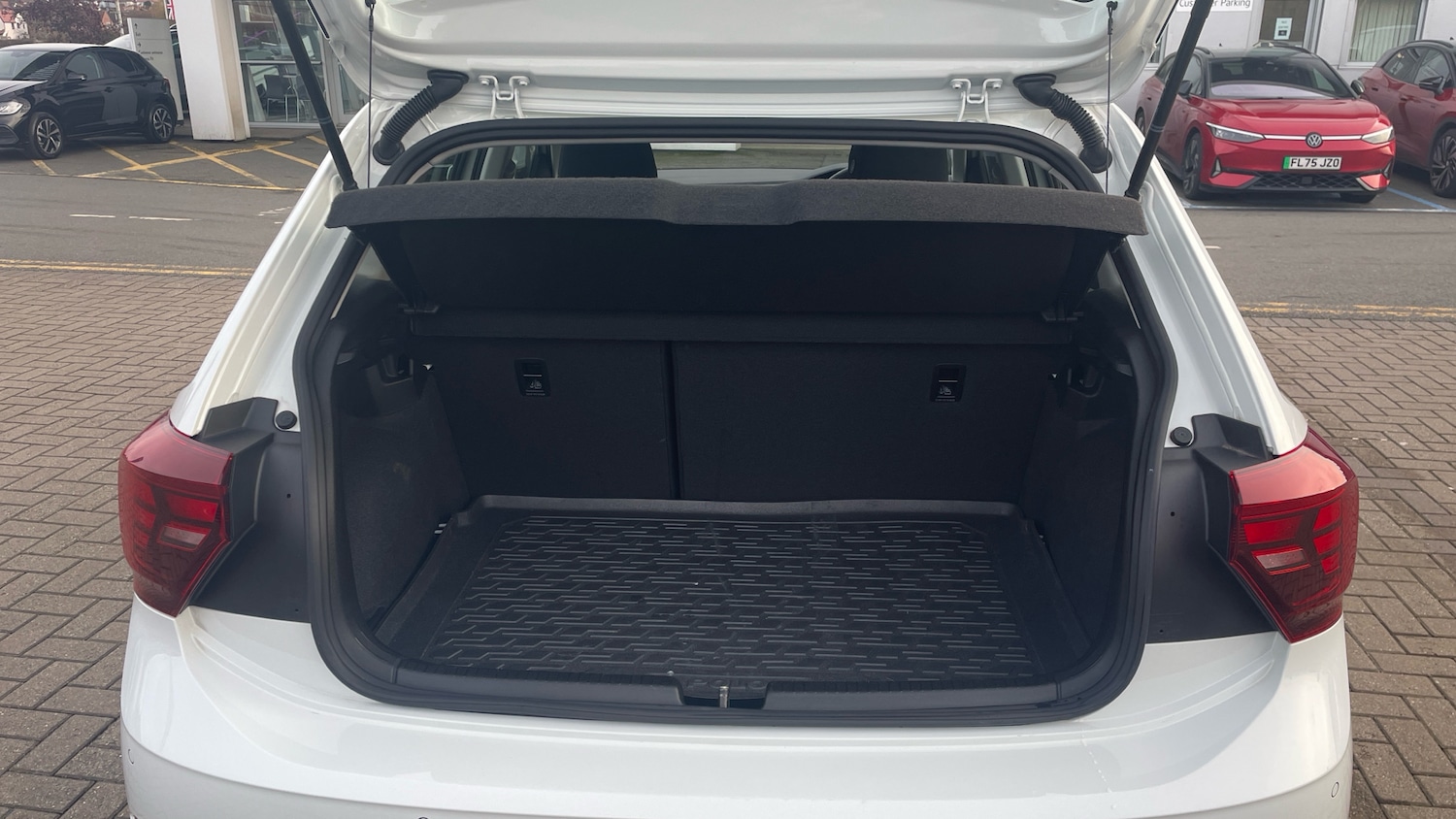 Used Volkswagen Polo 2024 for sale - 77592680: Photo 20