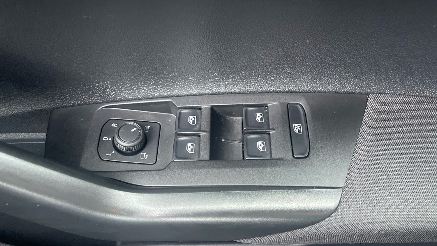 Used Volkswagen Polo 2024 for sale - 77592680: Photo 34