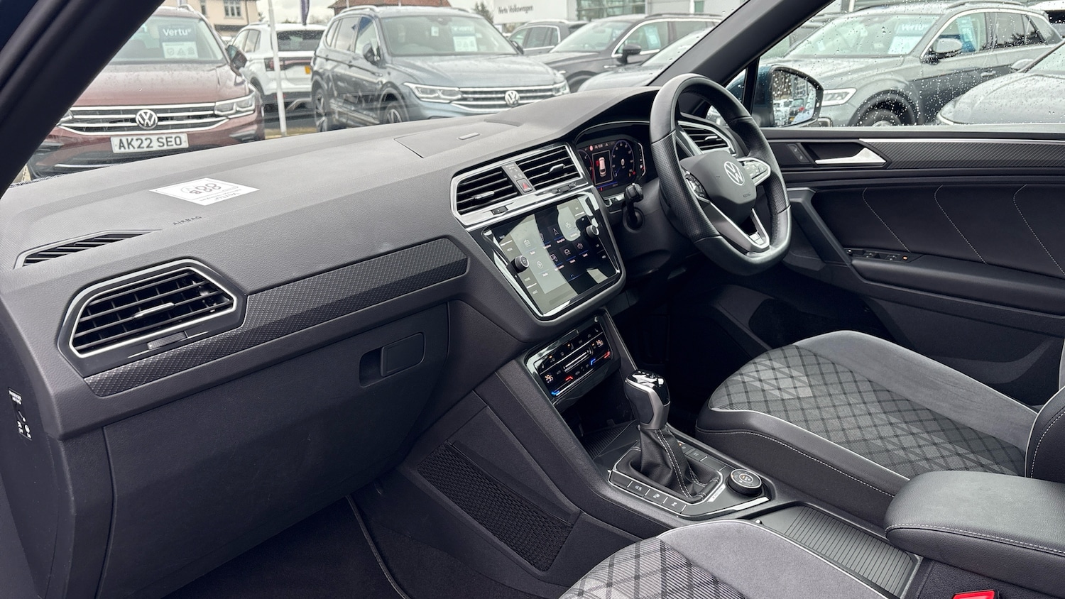 Used Volkswagen Tiguan 2022 for sale - 77195627: Photo 2