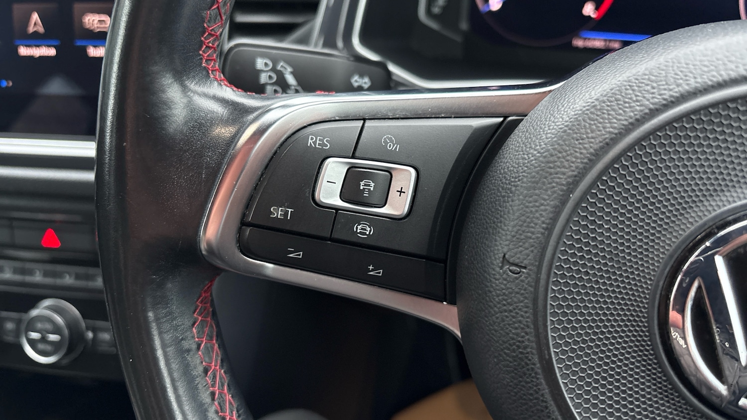 Used Volkswagen T-Roc 2019 for sale - 77605124: Photo 17