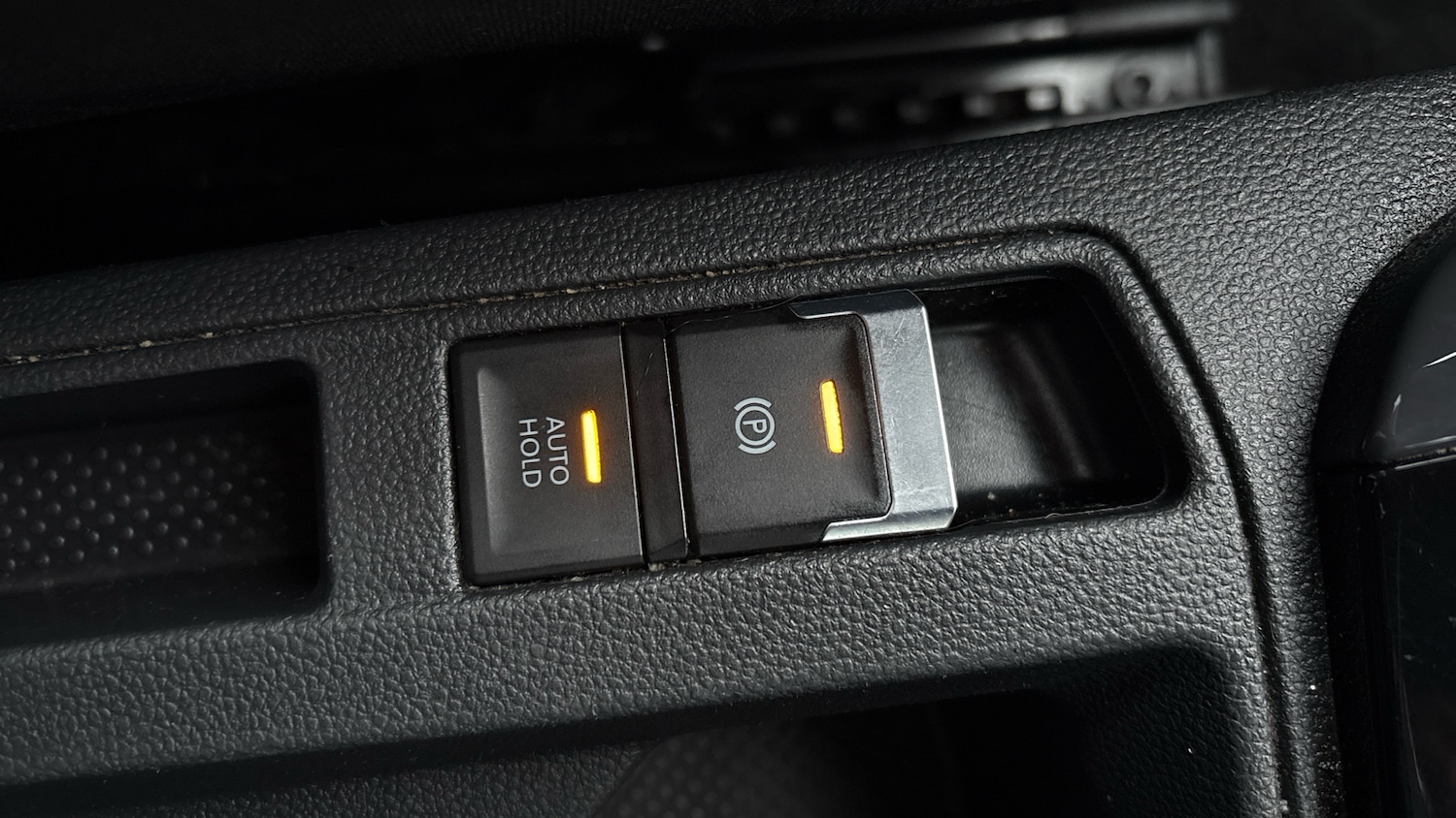 Used Volkswagen T-Roc 2019 for sale - 77605124: Photo 30