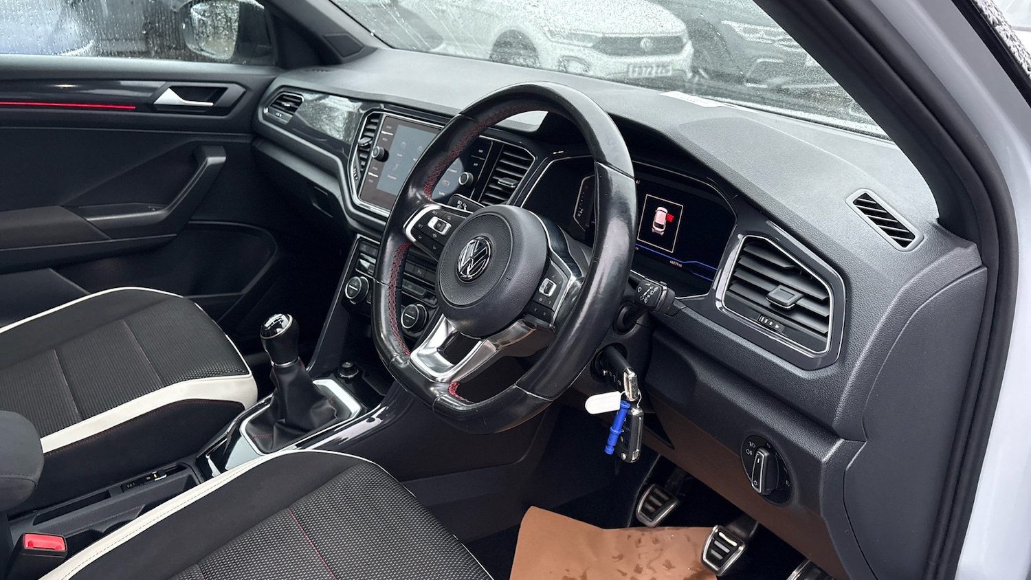 Used Volkswagen T-Roc 2019 for sale - 77605124: Photo 6