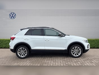 Used Volkswagen T-Roc 2022 for sale - 78814998: Photo