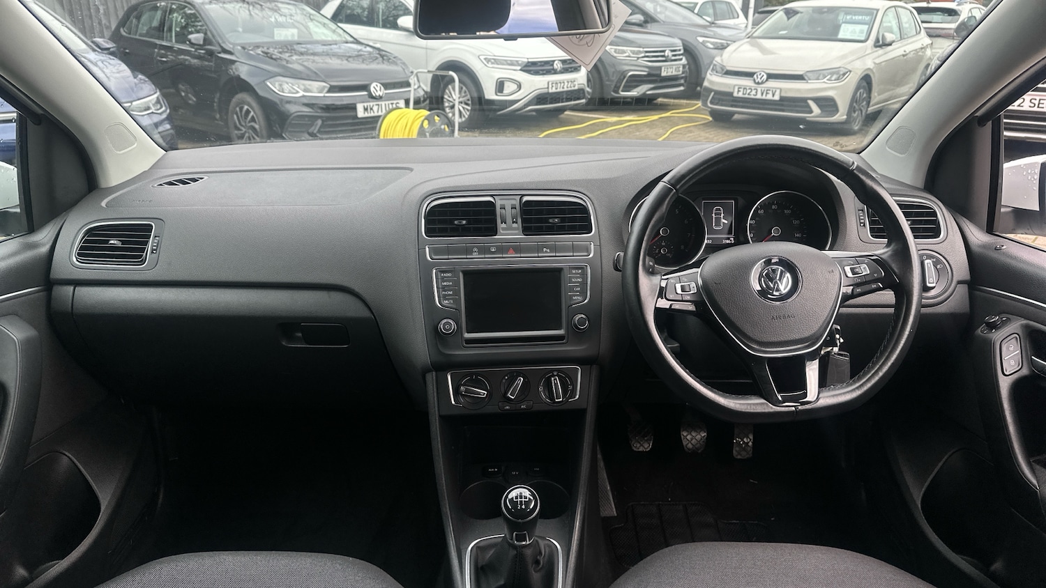 Used Volkswagen Polo 2016 for sale - 77578649: Photo 10