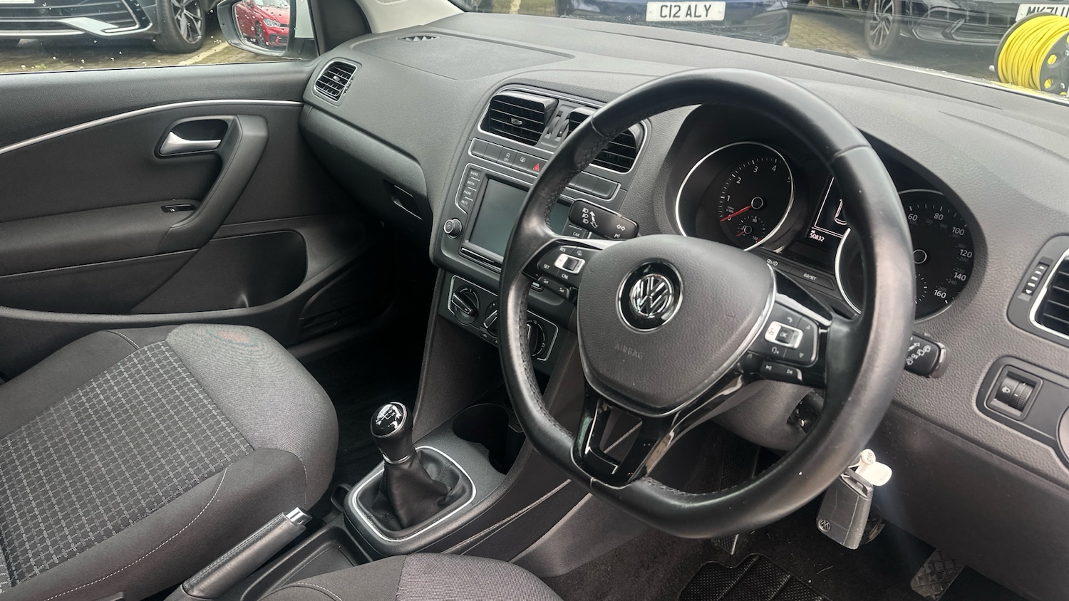 Used Volkswagen Polo 2016 for sale - 77578649: Photo 11