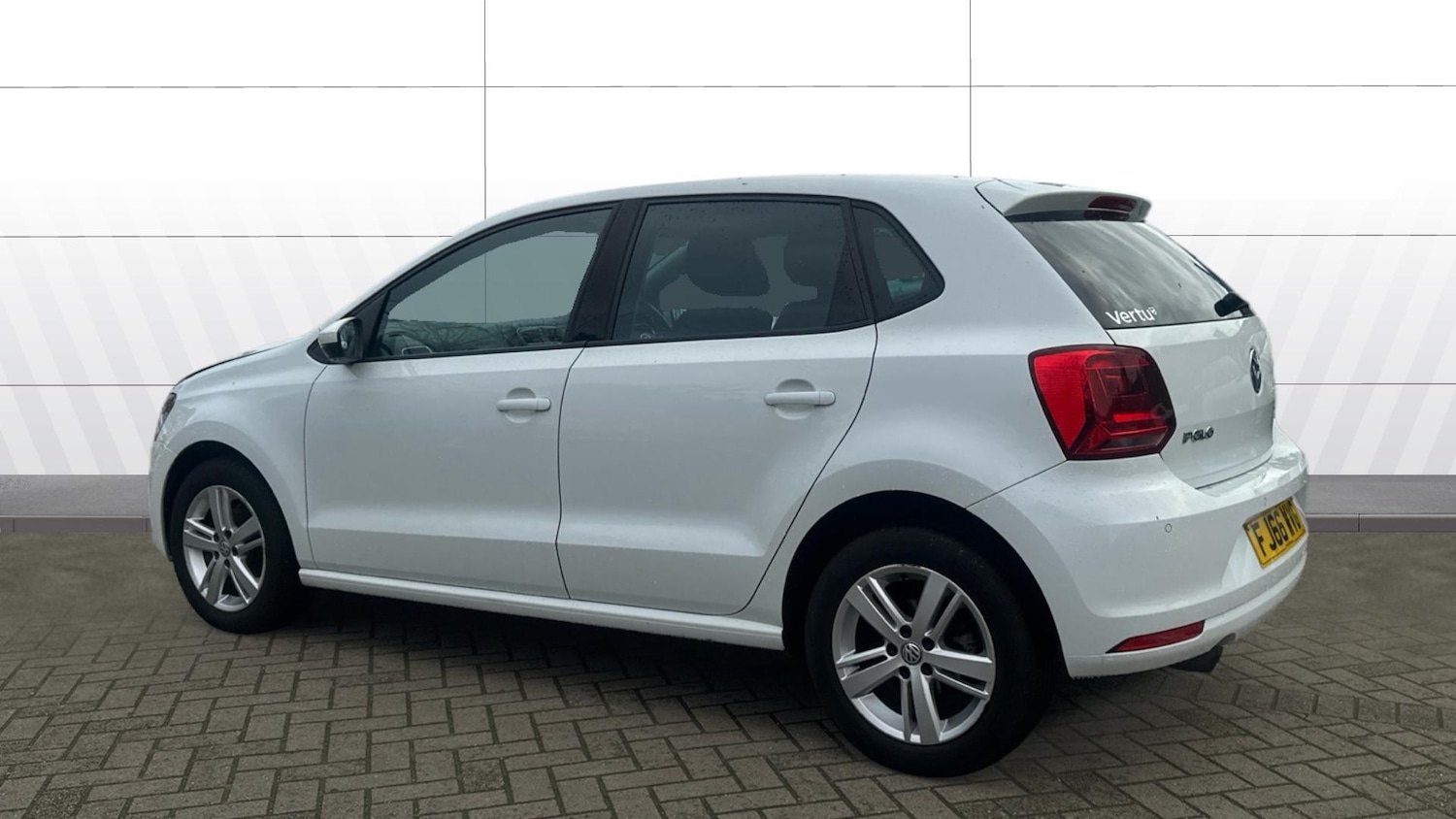 Used Volkswagen Polo 2016 for sale - 77578649: Photo 2
