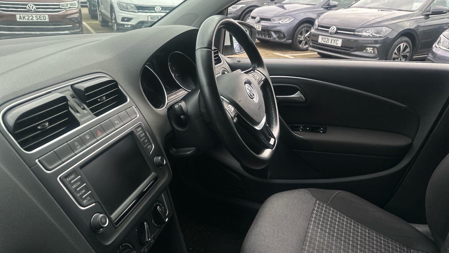 Used Volkswagen Polo 2016 for sale - 77578649: Photo 21