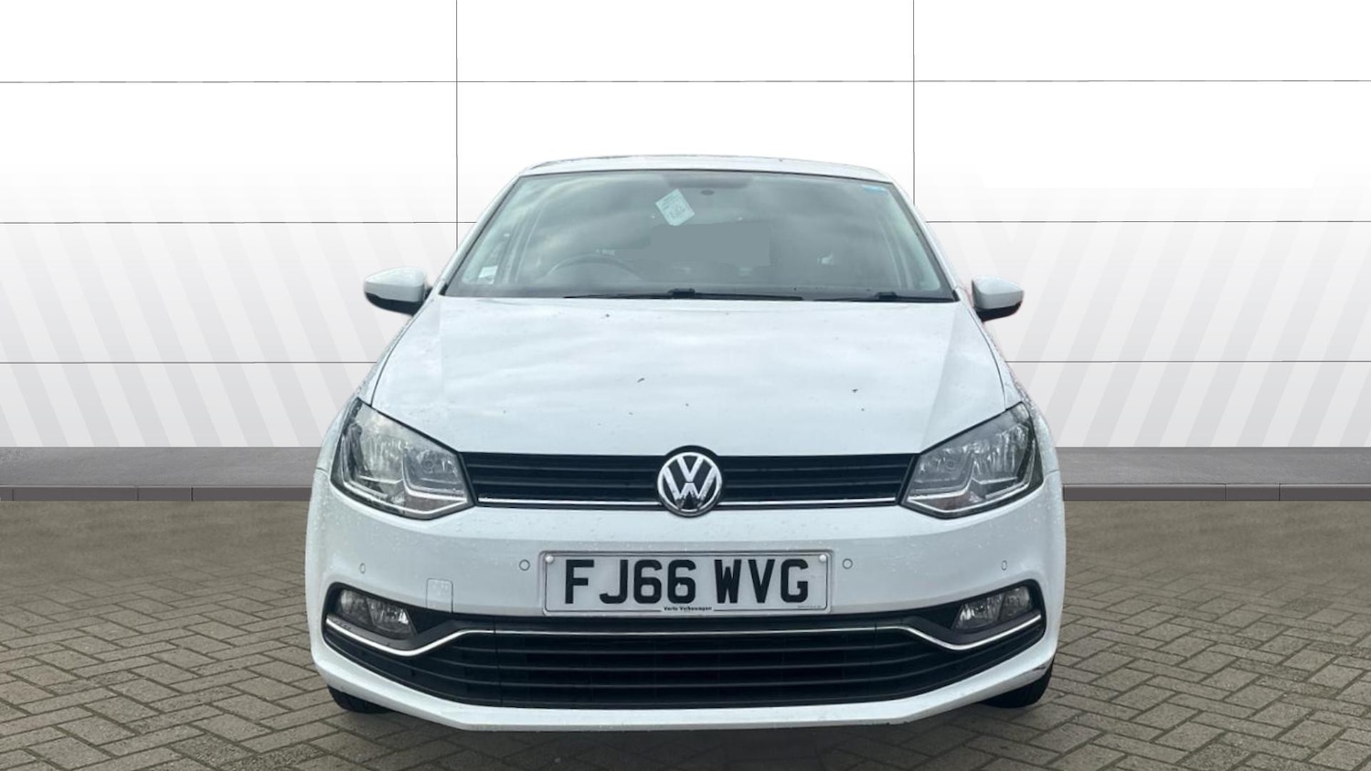 Used Volkswagen Polo 2016 for sale - 77578649: Photo 3