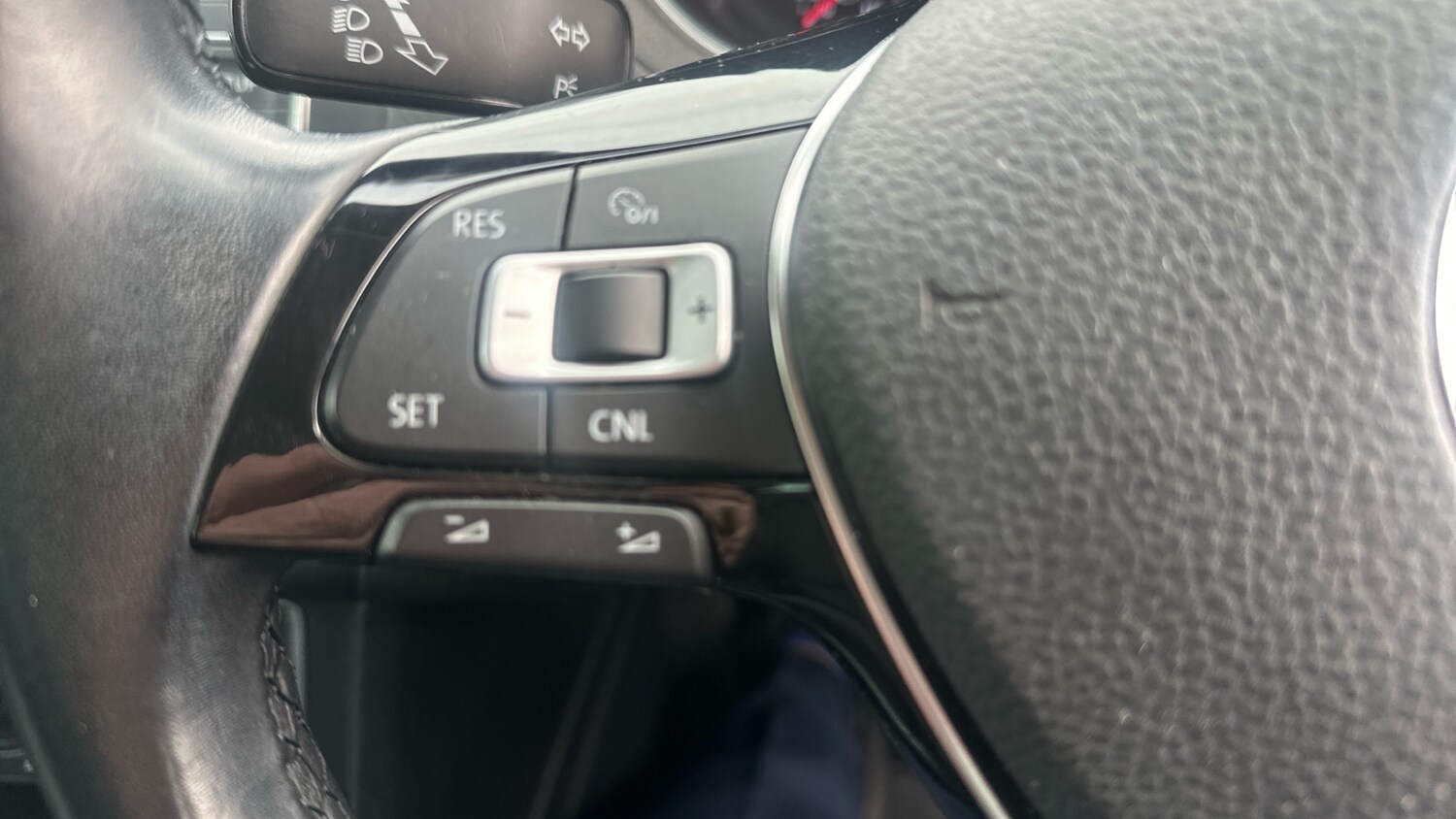 Used Volkswagen Polo 2016 for sale - 77578649: Photo 40