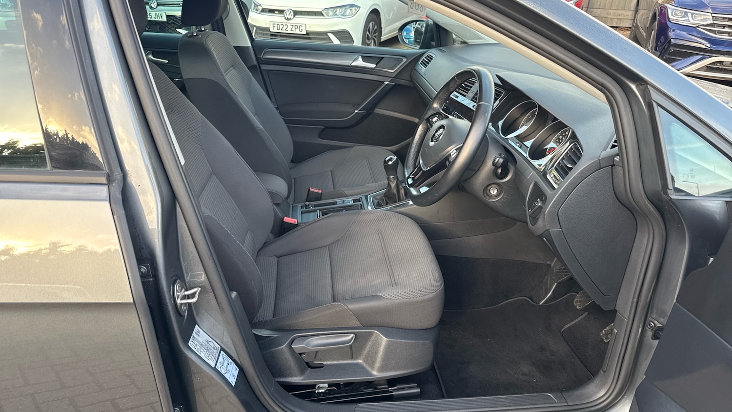 Used Volkswagen Golf 2019 for sale - 76922348: Photo 15