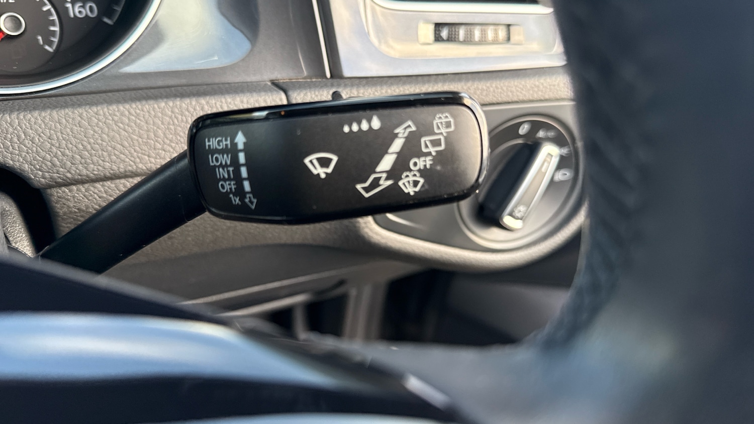 Used Volkswagen Golf 2019 for sale - 76922348: Photo 24