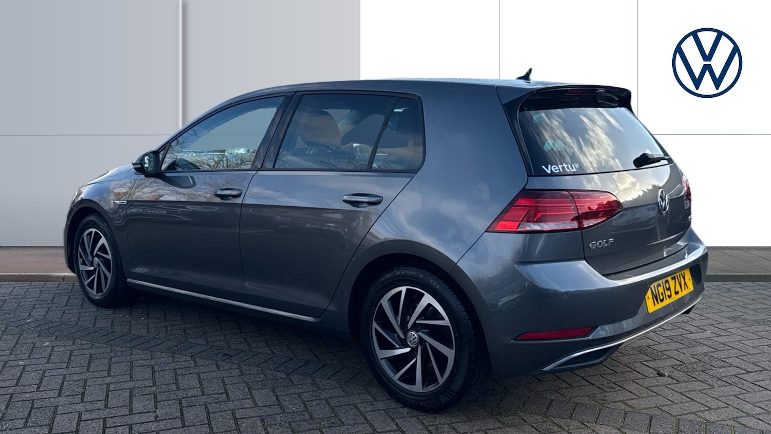 Used Volkswagen Golf 2019 for sale - 76922348: Photo 3