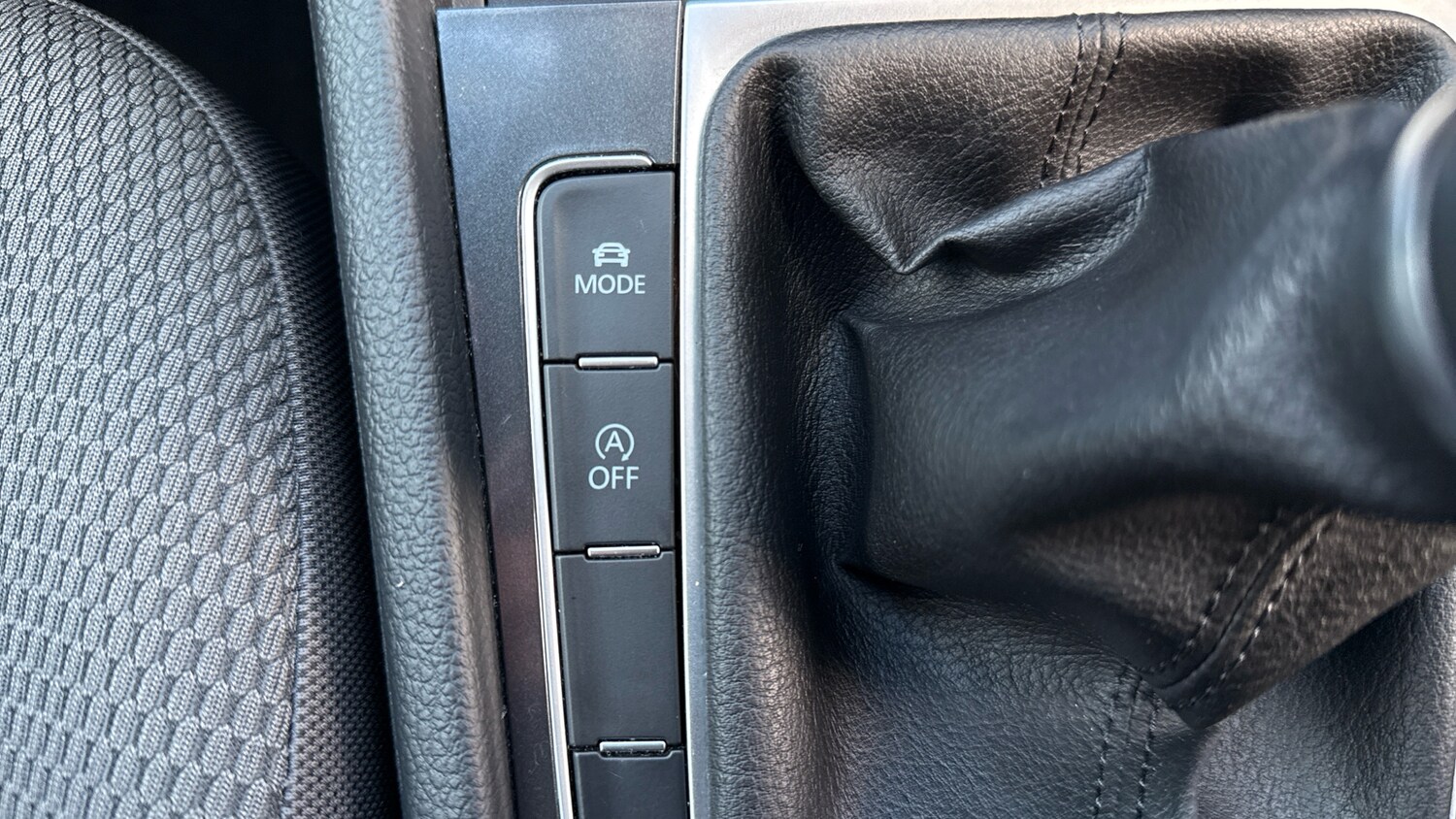 Used Volkswagen Golf 2019 for sale - 76922348: Photo 32