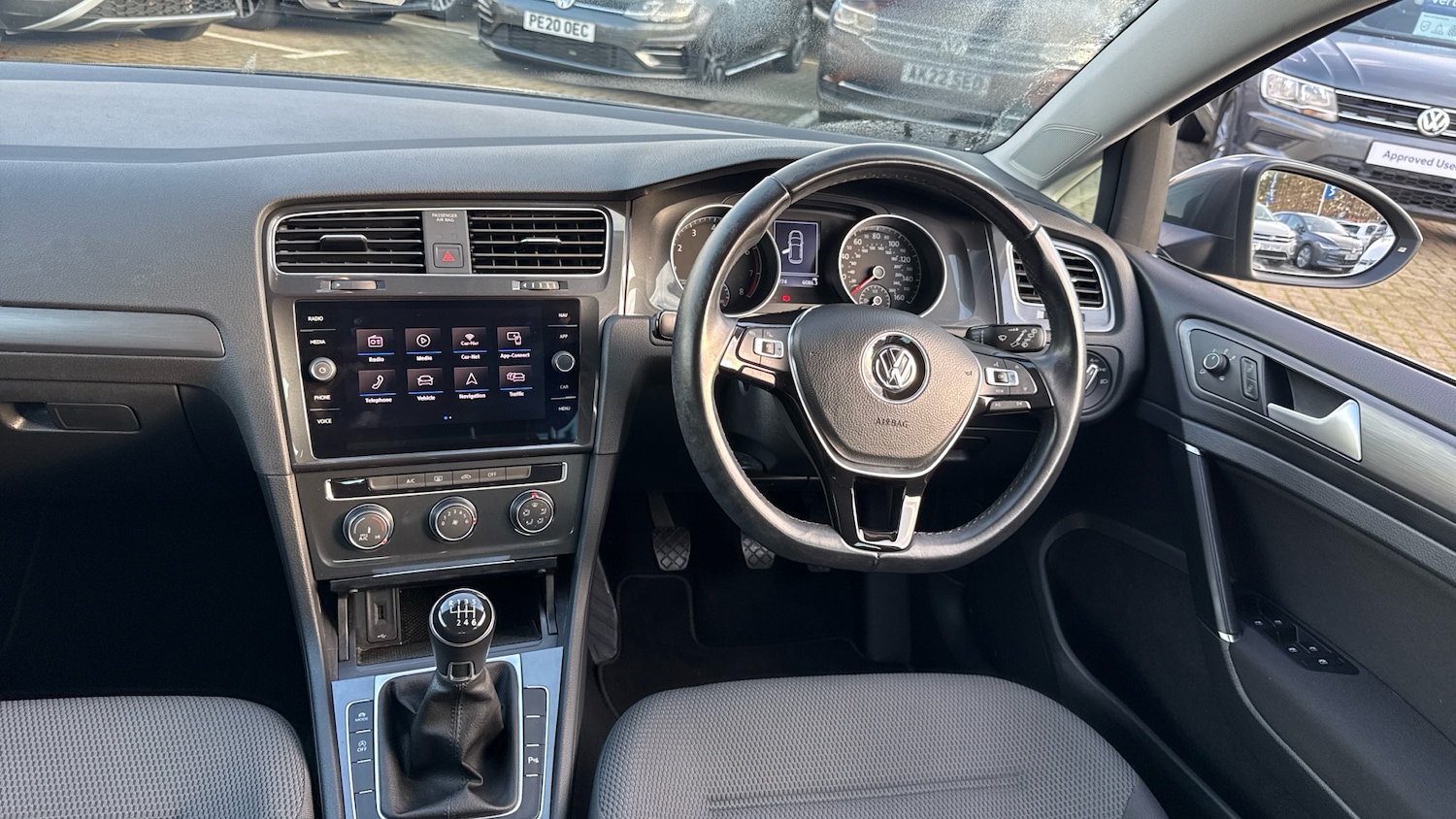 Used Volkswagen Golf 2019 for sale - 76922348: Photo 9