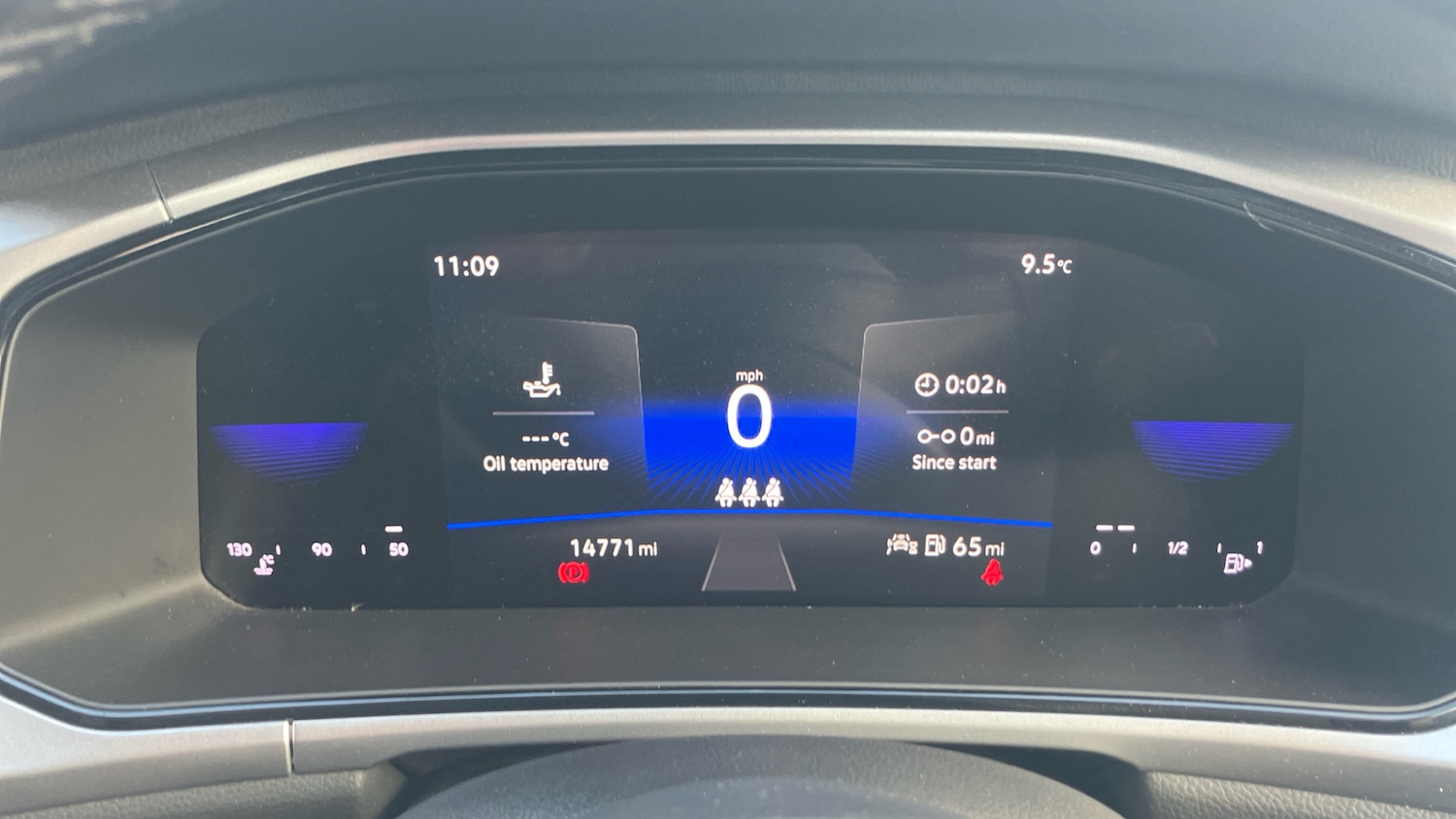 Used Volkswagen T-Roc 2023 for sale - 76859075: Photo 11