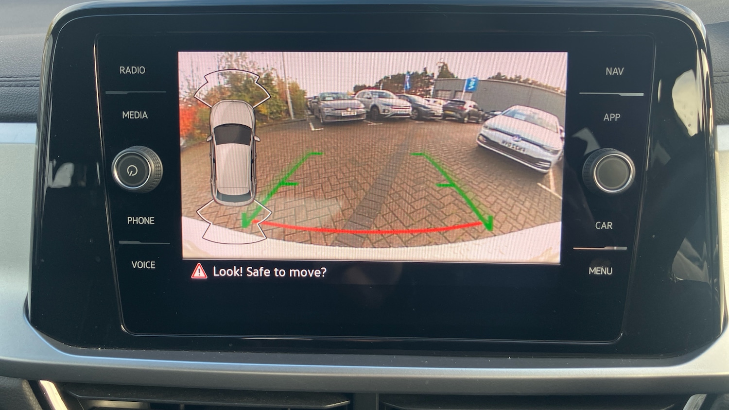 Used Volkswagen T-Roc 2023 for sale - 76859075: Photo 30