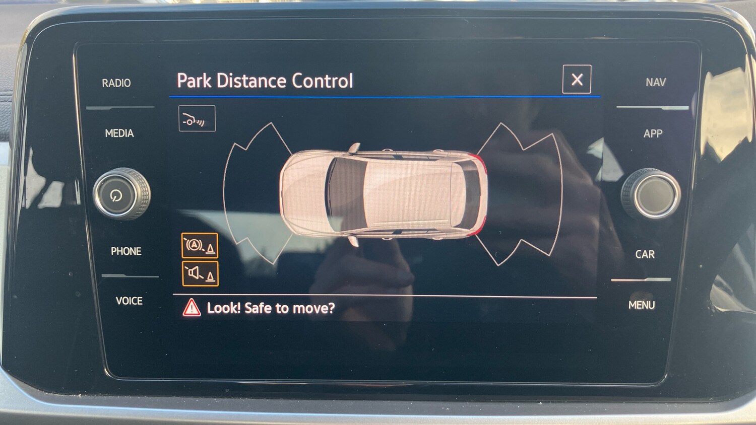 Used Volkswagen T-Roc 2023 for sale - 76859075: Photo 31