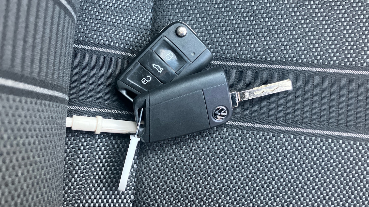 Used Volkswagen T-Roc 2023 for sale - 76859075: Photo 36