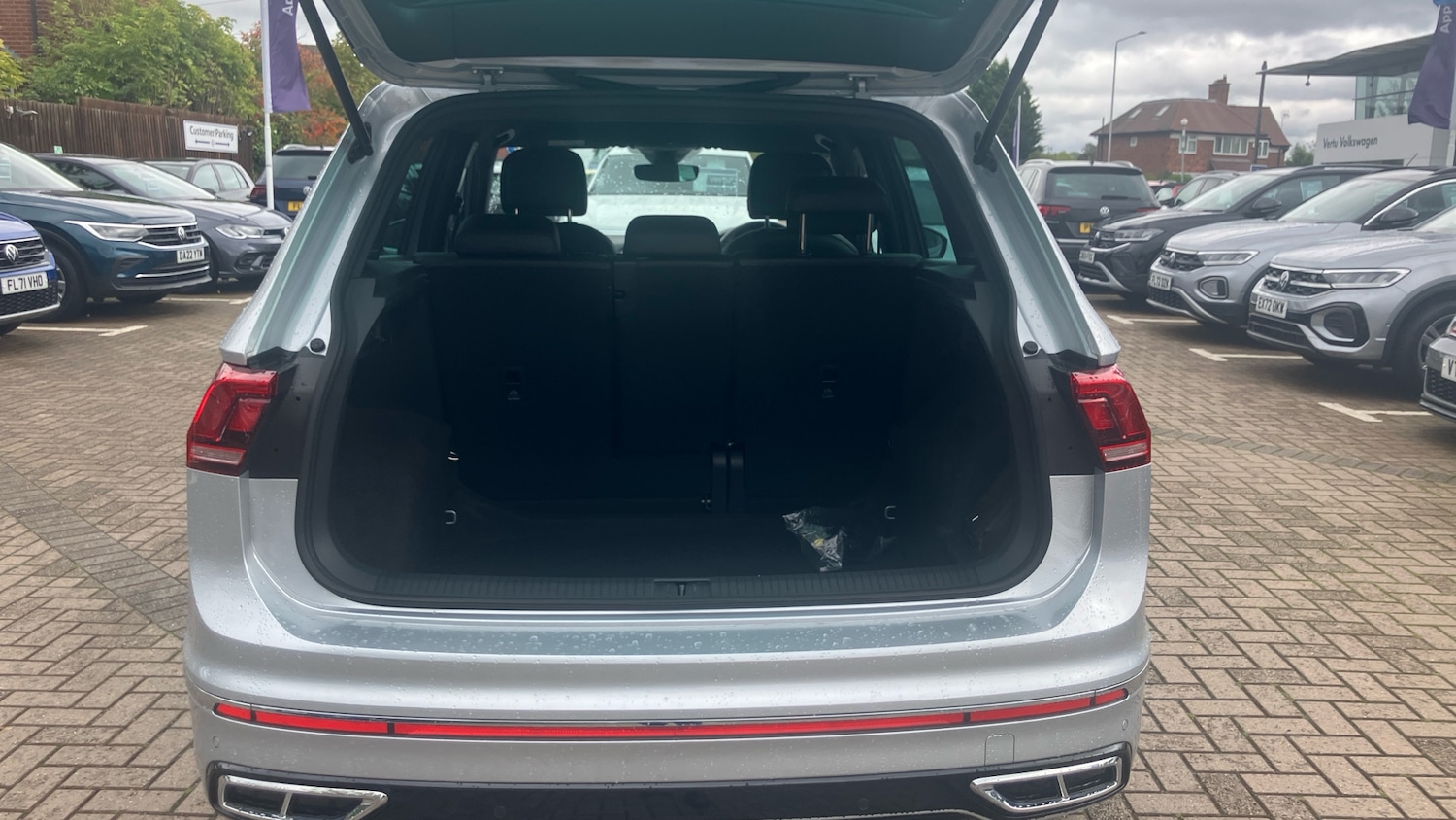 Used Volkswagen Tiguan 2022 for sale - 76077106: Photo 20