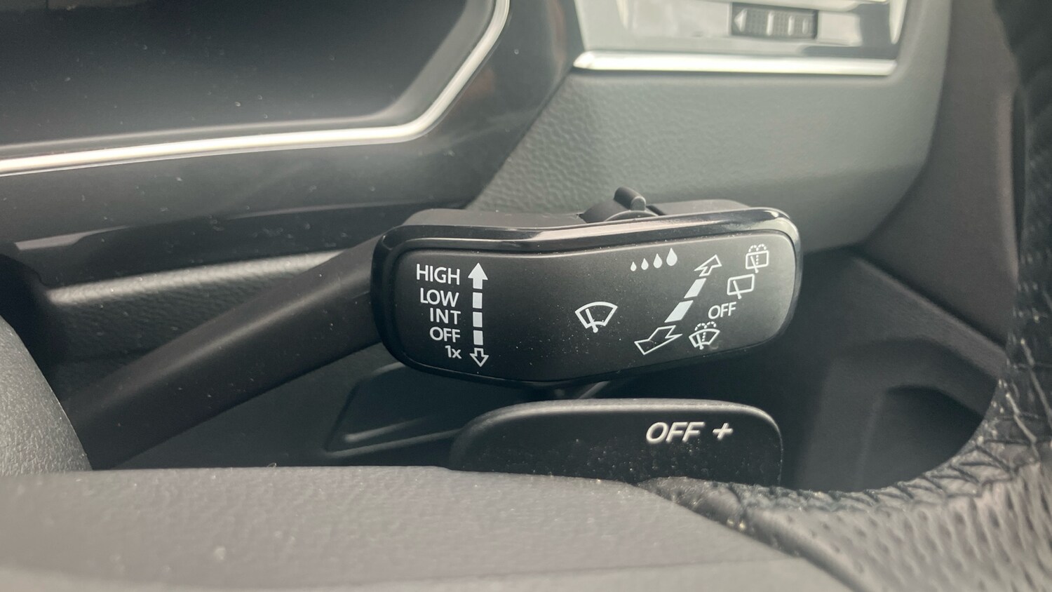 Used Volkswagen Tiguan 2022 for sale - 76077106: Photo 28