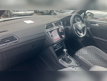 Used Volkswagen Tiguan 2022 for sale - 76077106: Photo 2