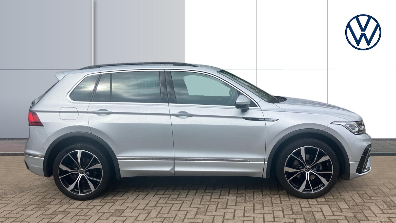 Used Volkswagen Tiguan 2022 for sale - 76077106: Photo 4