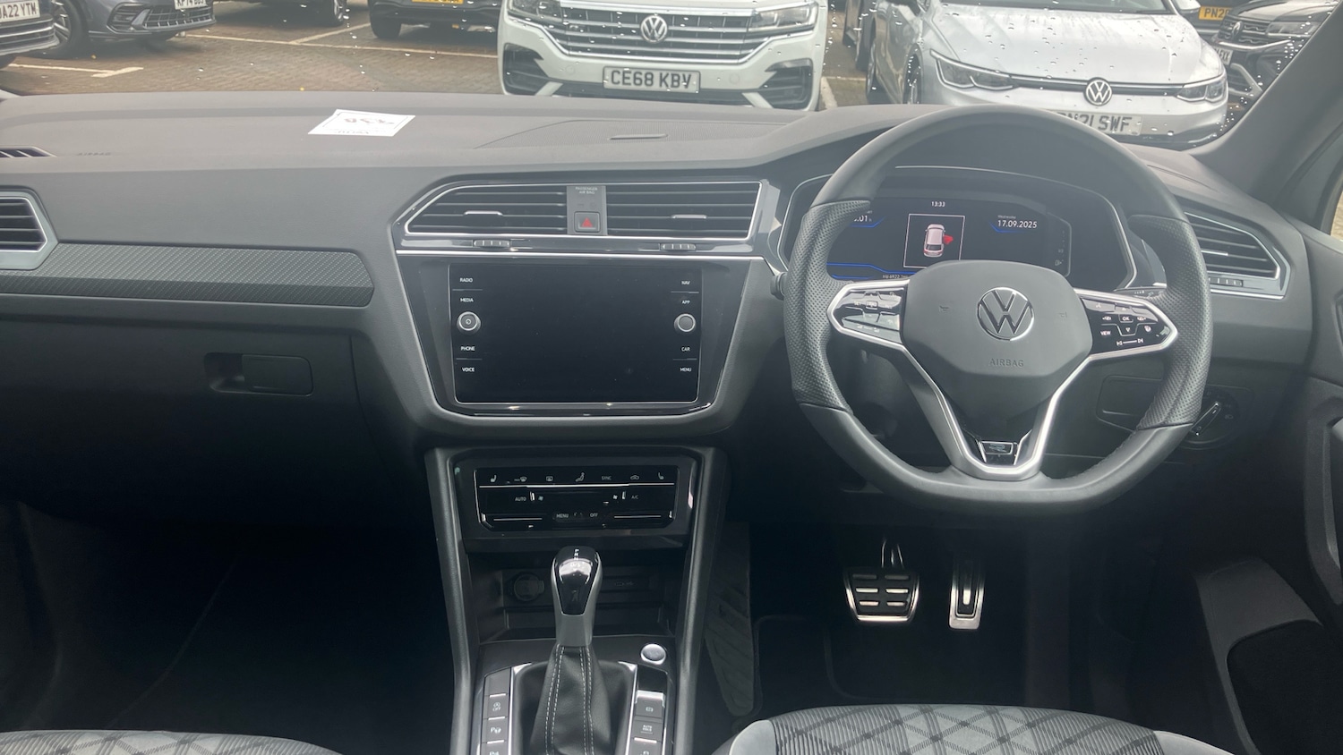 Used Volkswagen Tiguan 2022 for sale - 76077106: Photo 9