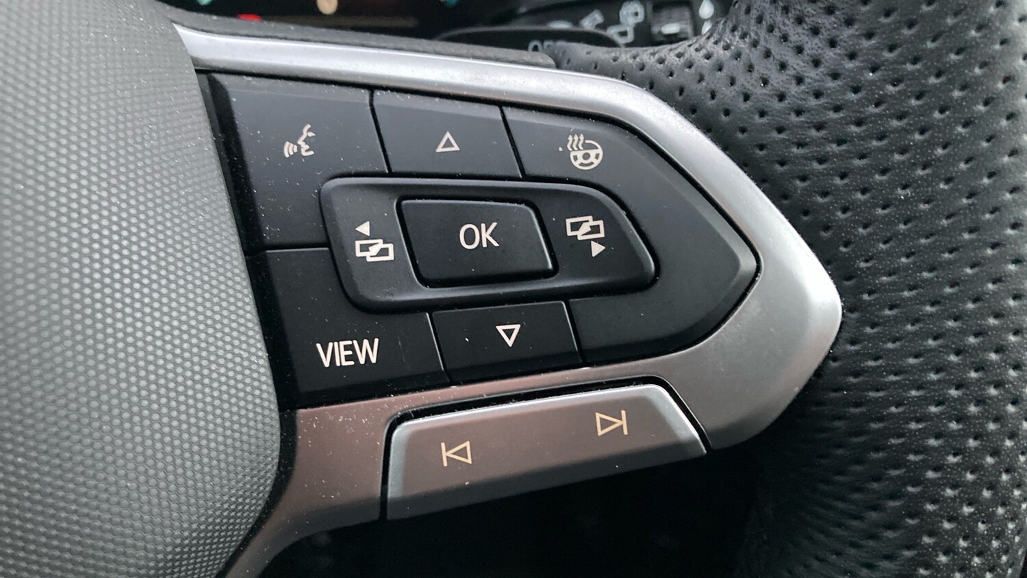 Used Volkswagen Touareg 2025 for sale - 77502573: Photo 18