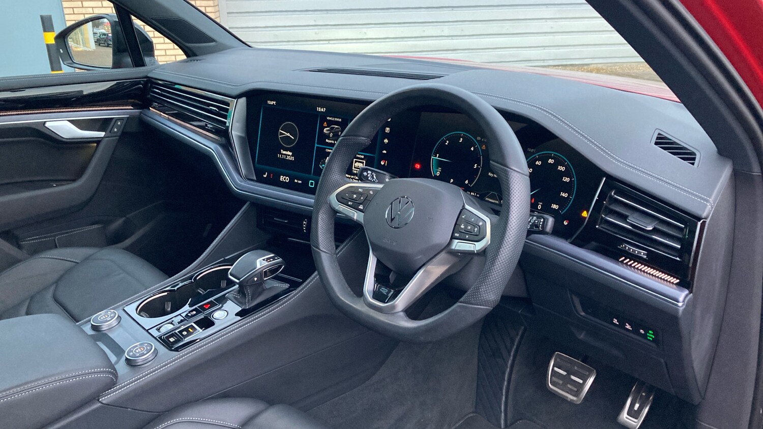 Used Volkswagen Touareg 2025 for sale - 77502573: Photo 6