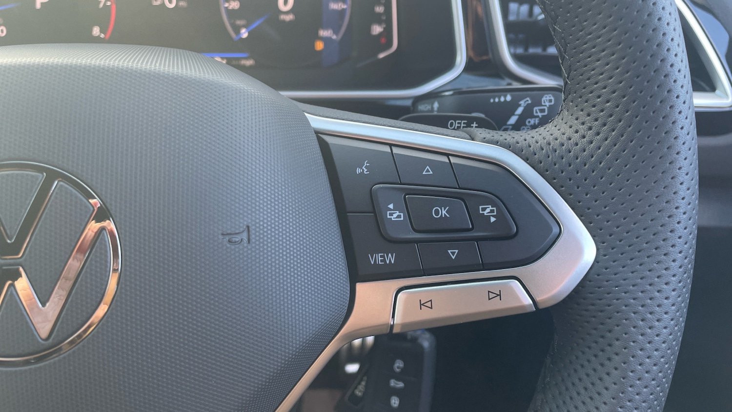 Used Volkswagen T-Roc 2025 for sale - 76063701: Photo 18