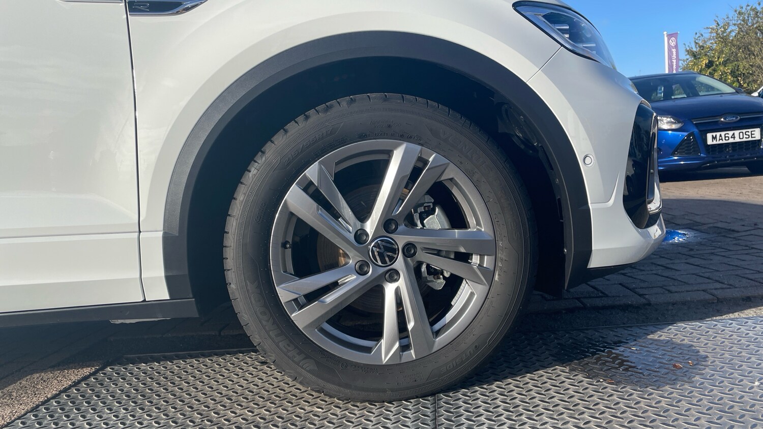 Used Volkswagen T-Roc 2025 for sale - 76063701: Photo 5