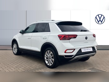 Used Volkswagen T-Roc 2022 for sale - 76402329: Photo