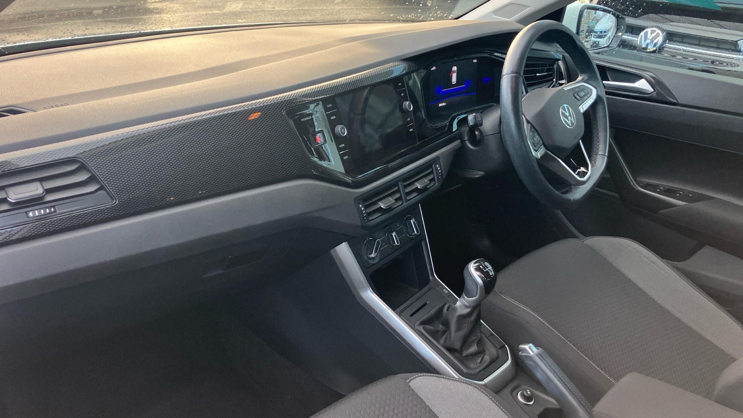 Used Volkswagen Polo 2022 for sale - 77179929: Photo 2