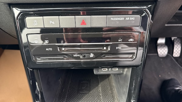 Used Volkswagen T-Cross 2024 for sale - 76114215: Photo 13