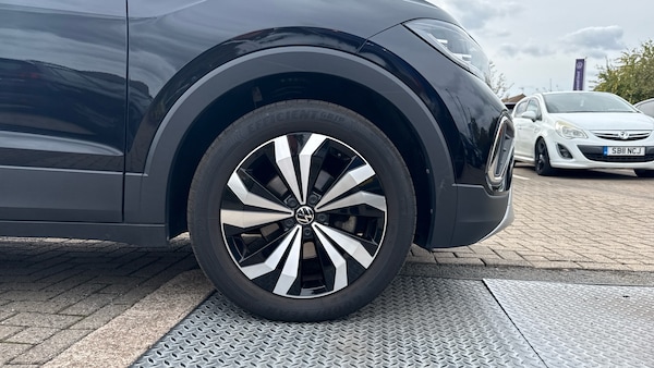 Used Volkswagen T-Cross 2024 for sale - 76114215: Photo 5