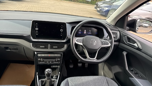Used Volkswagen T-Cross 2024 for sale - 76114215: Photo 9